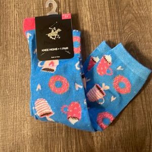 NWT Beverly Hills Polo Club knee socks in size 5-9.